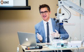 A felicidade em trabalhar e ensinar com tecnologia